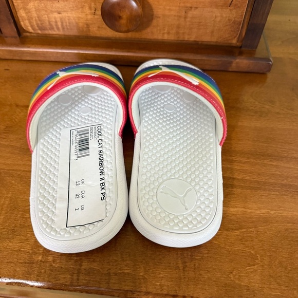 New Puma rainbow slides youth size 1 sandals white sole unisex shoe - Picture 3 of 11